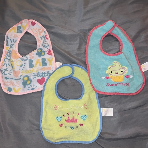 Bibs - Picture 4 of 4
